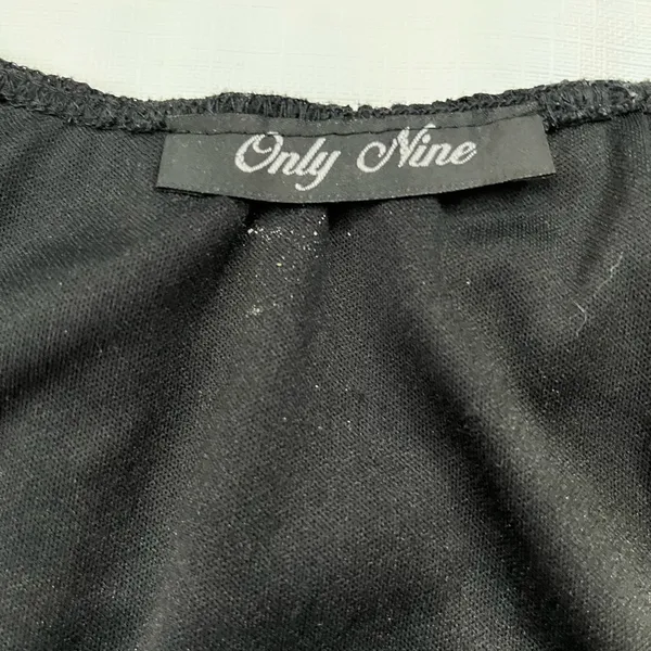 Elegant Black Lace Top Size L - Image 2