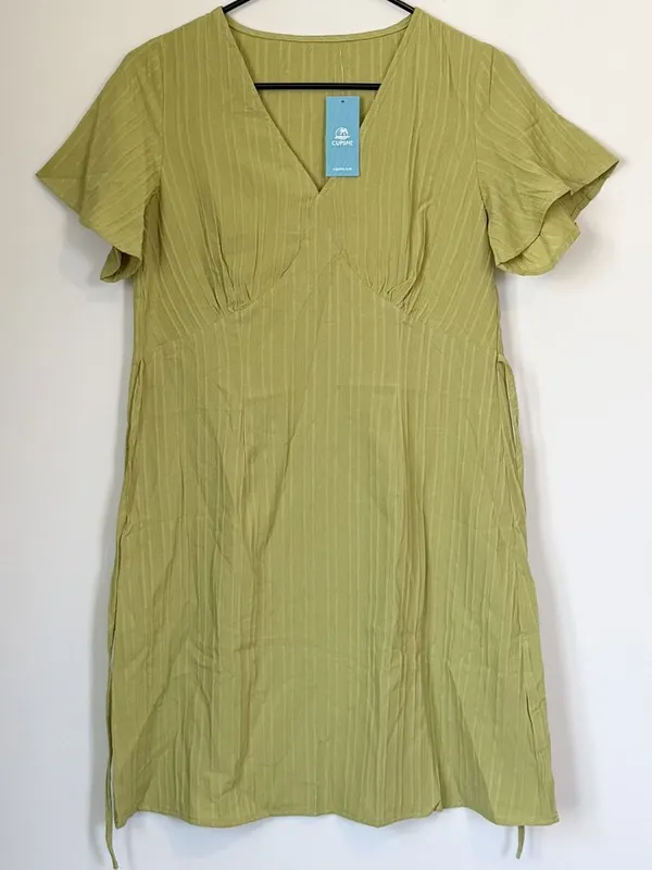 NWT Cupshe Green Flared Sleeve Mini Dress - Size: Small - Image 2