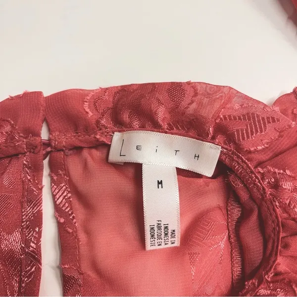 Leith floral blouse sheer ruffle pleated front keyhole‎ back coquette FLAWS - Image 12
