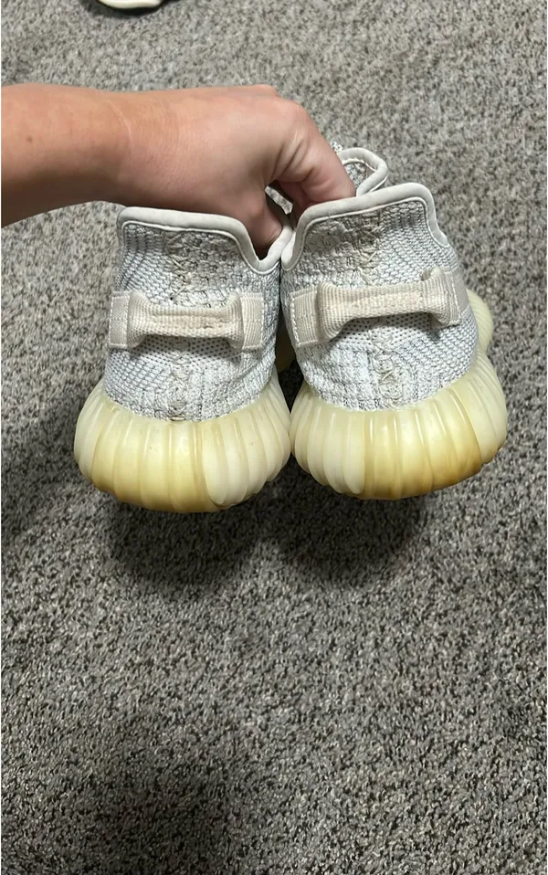 Yeezy Boost - Image 3