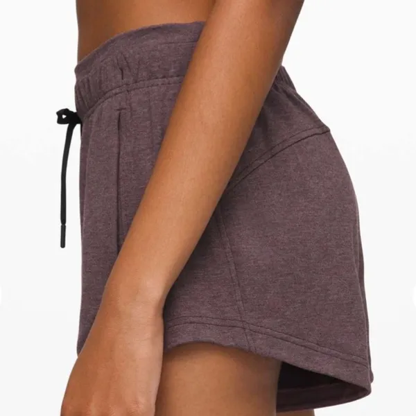 Lululemon Inner Glow Shorts Women's‎ Size 4 Heathered Antique Bark Activewear - Image 4