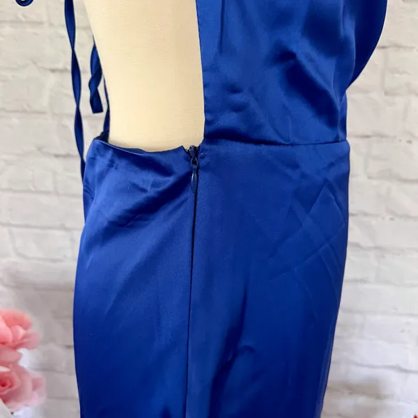 Boutique NEW Blue Satin Dress - Image 13