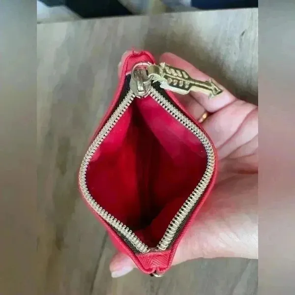 Victoria's Secret‎ Women’s Vintage Red Coin Purse Mini Zip Wallet - Image 4
