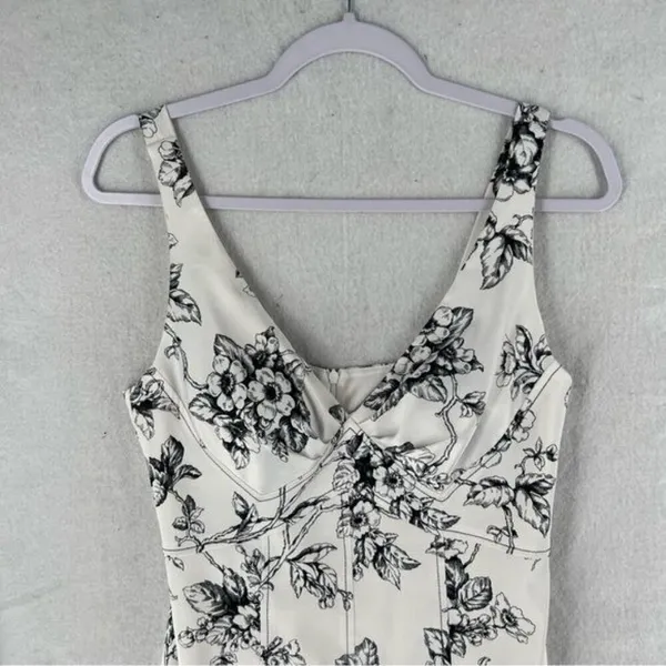 David Meister‎ Satin Floral Print V-Neck Dress - Image 3