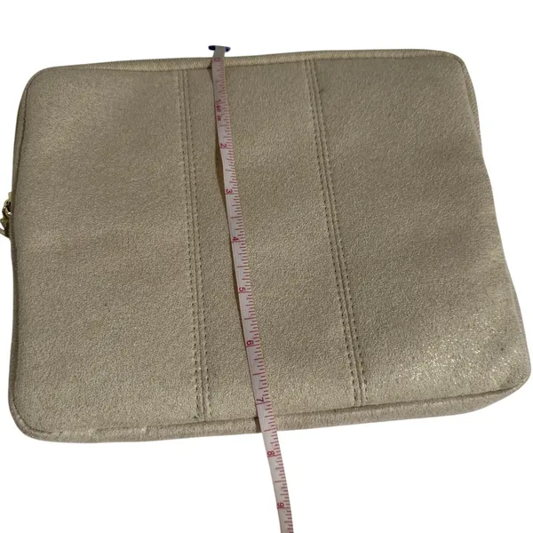 Bvlgari Women's Cosmetic Pouch Gold One Size Makeup Travel Bag Organizer Zip New - Image 7