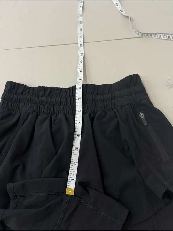 Lululemon Hotty Hot High-Rise Lined Short 2.5” - Navy Size 4 - Image 8