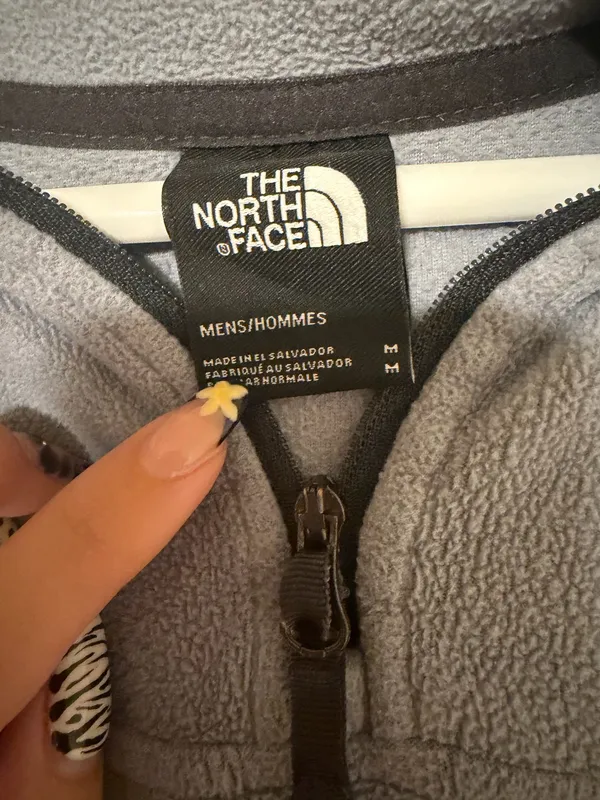 North Face Fleece Quarter-Zip Pullover - Image 3