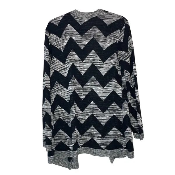 Altar'd State Chevron Cardigan Lg Black Gray Open Front Boho Lightweight Sweater - Image 2
