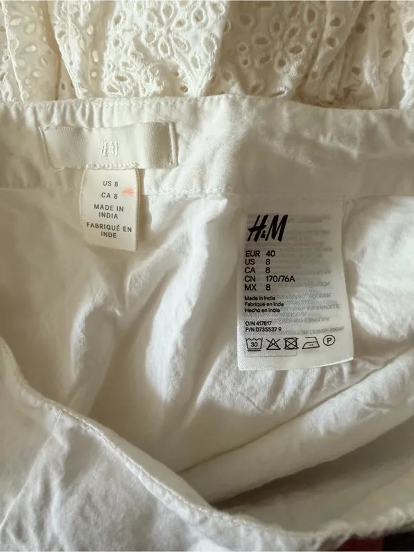 H&M White Eyelet Ruffle Mini Skirt - Image 3