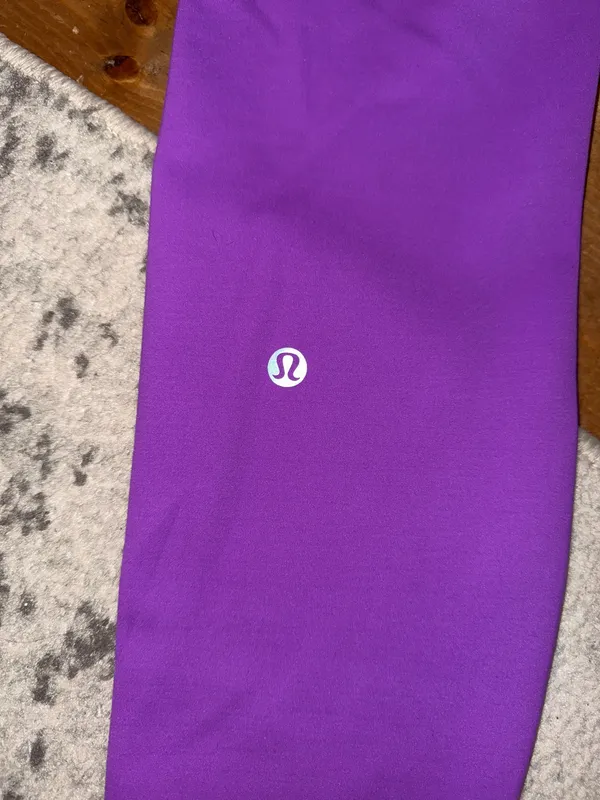 Lululemon Wunder Train 28" Leggings - Image 3