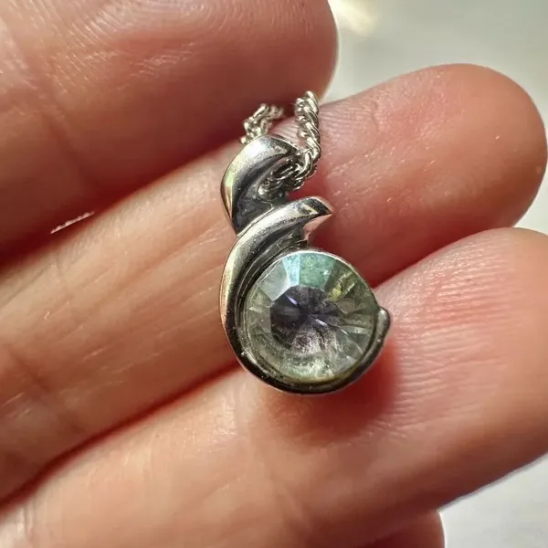 Annaleece by Devries silver tone Swarovski Crystal pendant necklace - Image 5