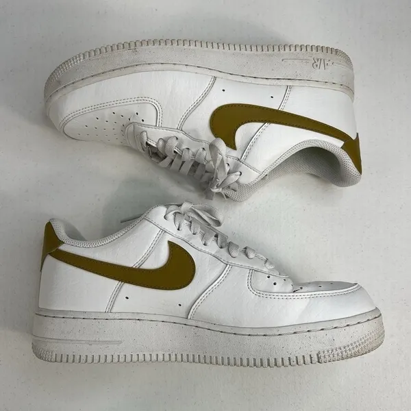 NIKE Size 9.5 Air Force 1 '07 NN Next Nature DV3808-101 Bronzine White Leather‎ - Image 4