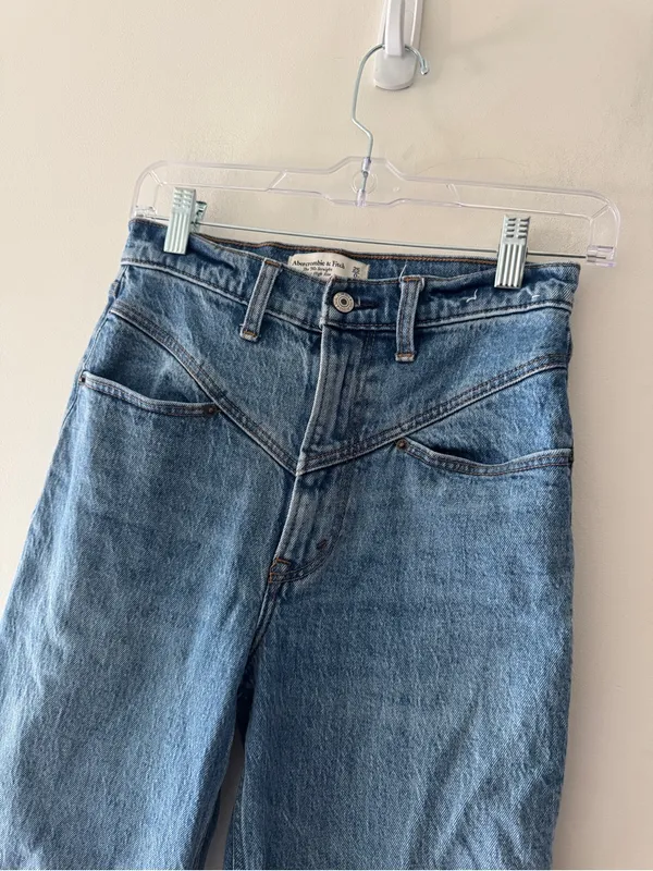 Abercrombie‎ & Fitch The 90s Straight Ultra High Rise Jeans Extra Long Size 0 - Image 2