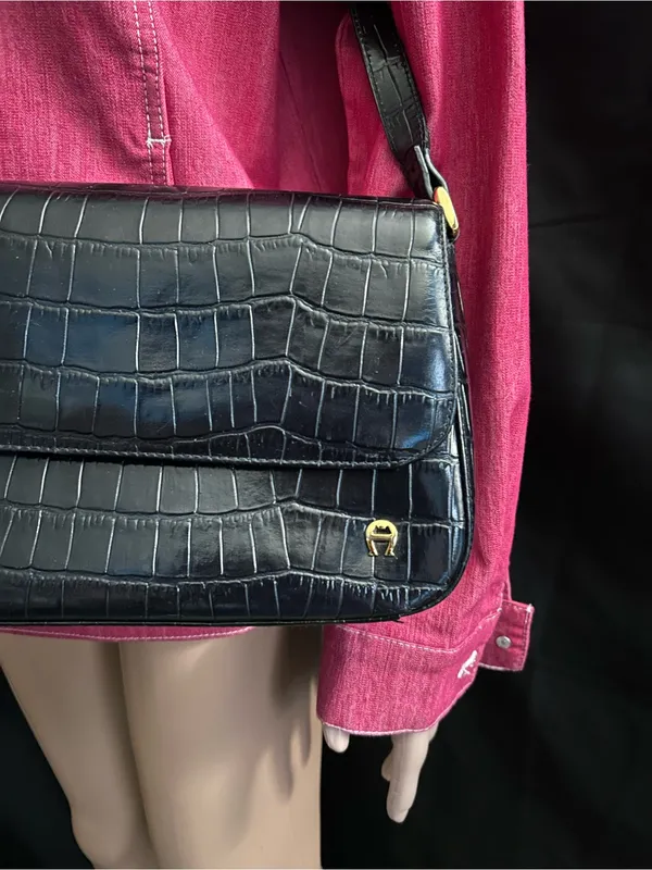 Etienne Aigner Vintage Black Croc-Embossed Leather Shoulder Bag Handbag - Image 2