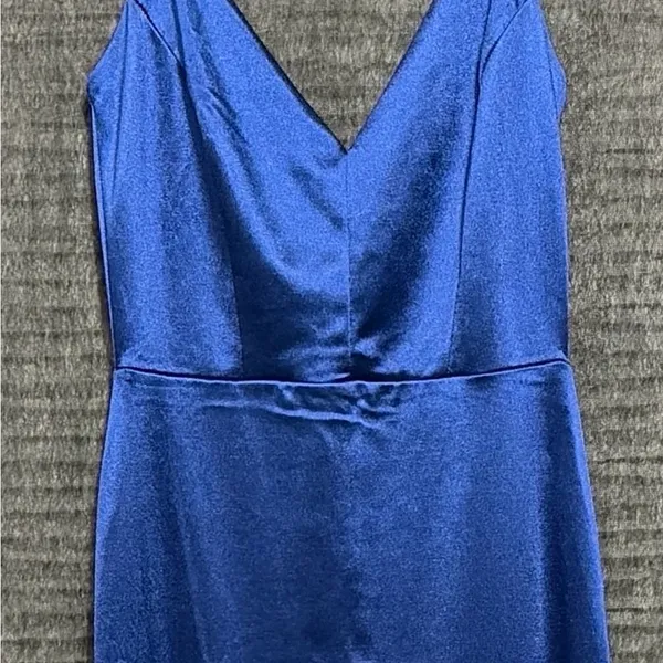 Lulus women’s XS Blue Satin Maxi Dress V-Neck Spaghetti Straps Lined NWT(E25)&✨ - Image 11