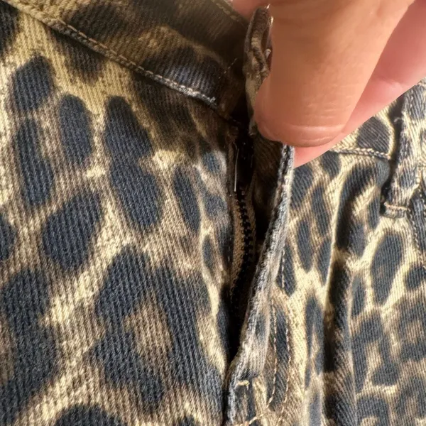 Seven7 Leopard Print Denim Cut Off Short Booty Low Rise Y2K Shorts 26 NWT - Image 5