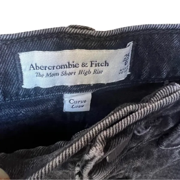 Abercrombie and Fitch Mom Shorts Size 25 Washed Black Distressed Cut Of Shorts - Image 5