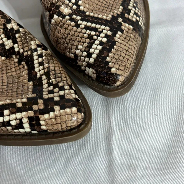 Time & True faux snake skin ankle boots. In new shape, very soft 7.5 - Image 9