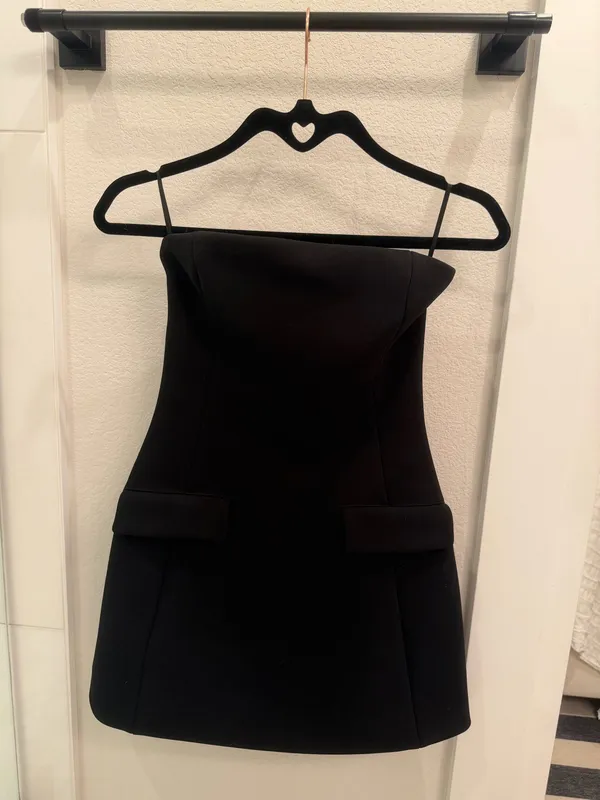 Aritzia Babaton FigureKnit Gigi Dress - Image 5