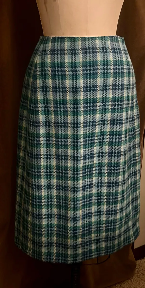 Vintage wool plaid pencil skirt - Image 7