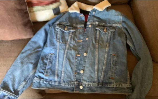 Old Navy Jean Jacket - Image 2