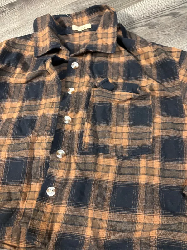 Love Tree Flannel Orange and black  - Image 2