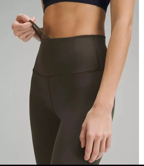 Lululemon NWT Align HR Pant 28” Dark Olive Size 18 Authentic ( SOLD OUT) - Image 3