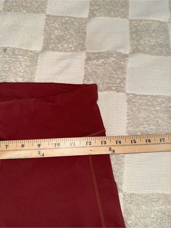 Vuori Leggings size Small‎ - Image 3
