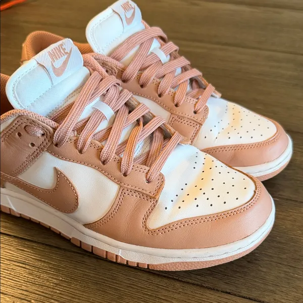 Nike Women’s Low Dunk Sneakers - size 8 - Image 5