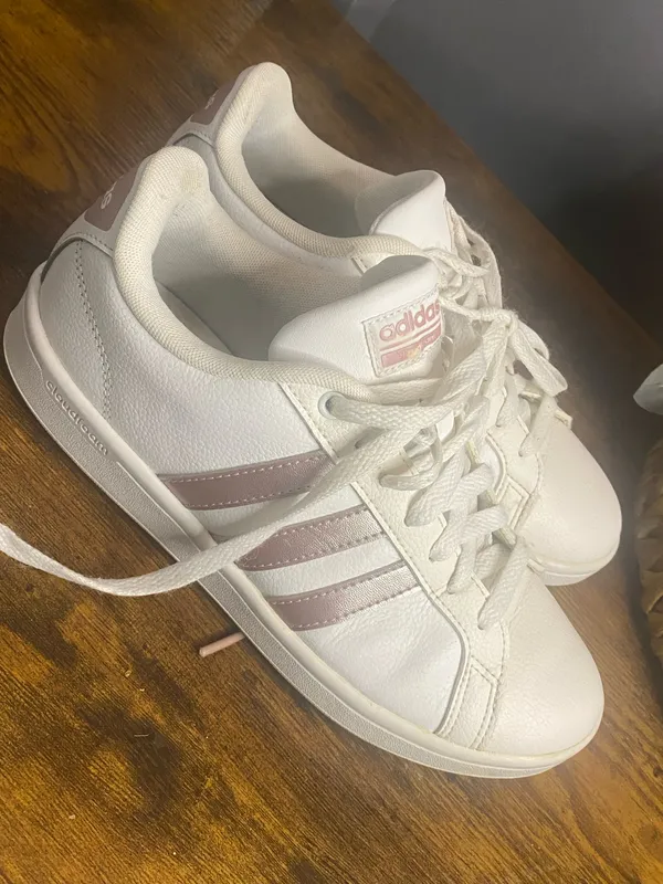 Adidas Cloud Foam Ortholite Float Womens Size 7 White With Rose Pink Stripped - Image 2