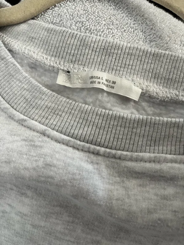 ZARA Sweatshirt - Image 4
