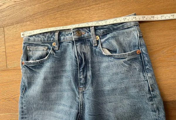size 4 mom jeans, women’s small mom jeans - Image 9