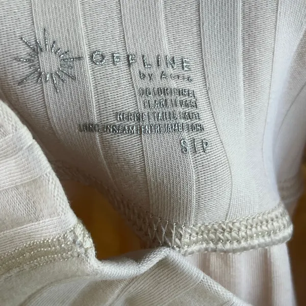 Offline By Aerie Women's Cream Ribbed Hi Rise Flare Leggings Size S - Image 5