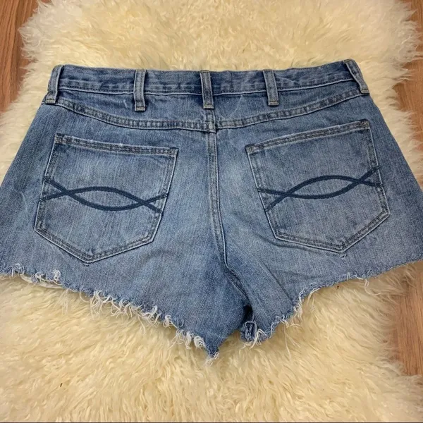 Abercrombie and Fitch high rise distressed shorts - Image 2