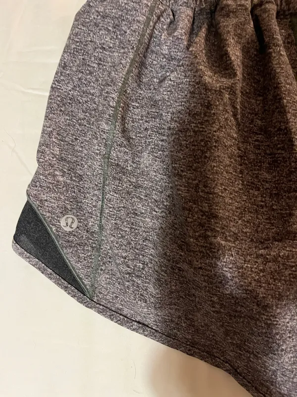 Lululemon Hotty Hot Shorts 4” - Image 3