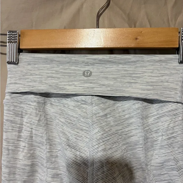 Lululemon leggings - Image 3