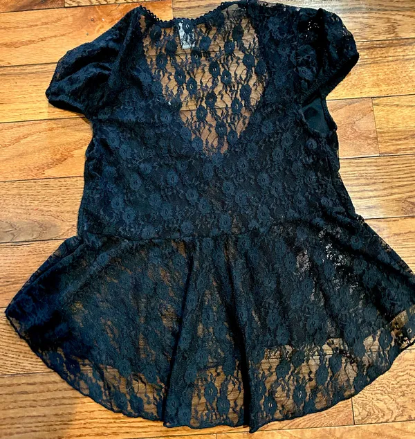 NWT Black Lace see through Cap Sleeve Babydoll high low Top size M - Image 14