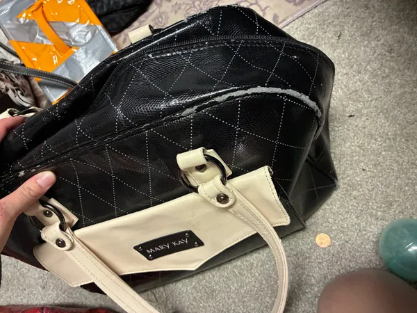 Mary kay bag Black - Image 2