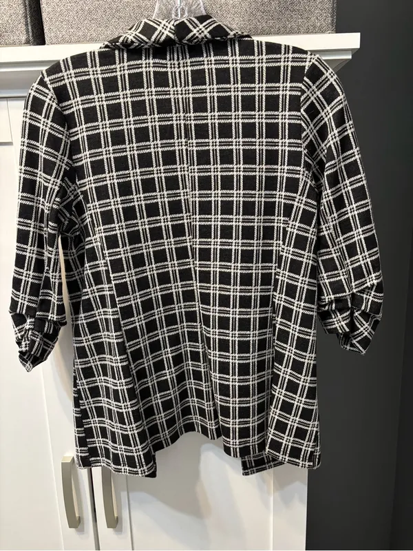 Altar'd State Black & White Plaid Blazer Single Button Ruched Sleeves XS USA EUC - Image 3