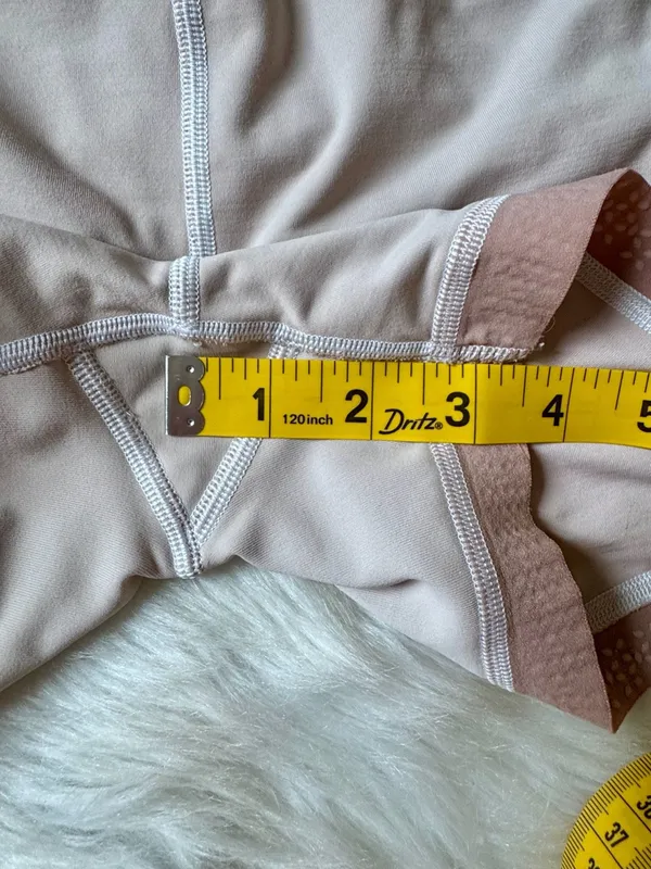 Lululemon Morning Match Short 3.5" Size 8 (RARE ITEM ESP IN THIS COLOR) - Image 12