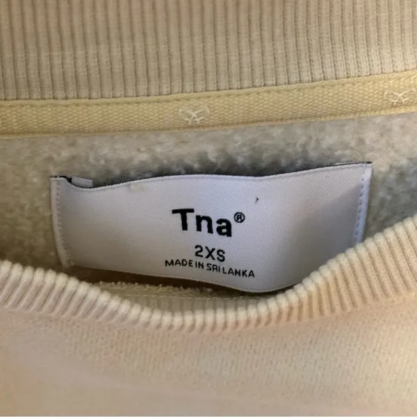 Aritzia Tna Oversized Cozy Fleece Cropped Crew in Yellow - Image 4