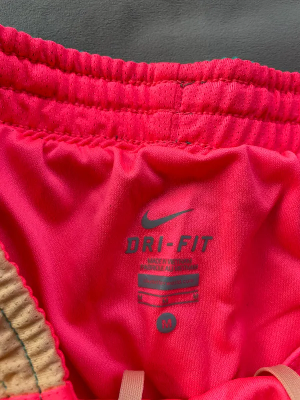 Nike shorts - Image 2