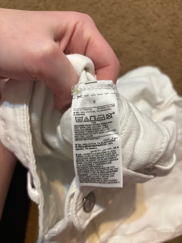 Old Navy White Shorts  - Image 4