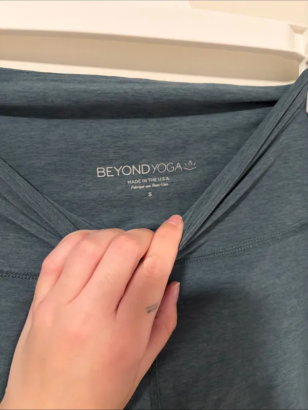 Beyond Yoga Super Soft Green Leggings - Image 2