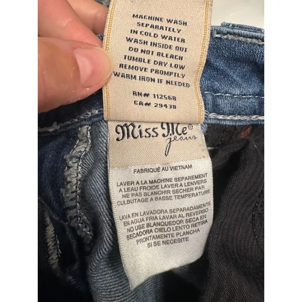 Miss Me Signature‎ Distressed Embellished Pockets Bootcut Jeans Size 27 - Image 10