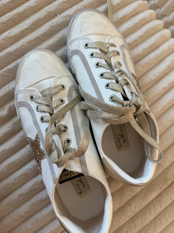 Vintage Havana Sneakers - Image 2