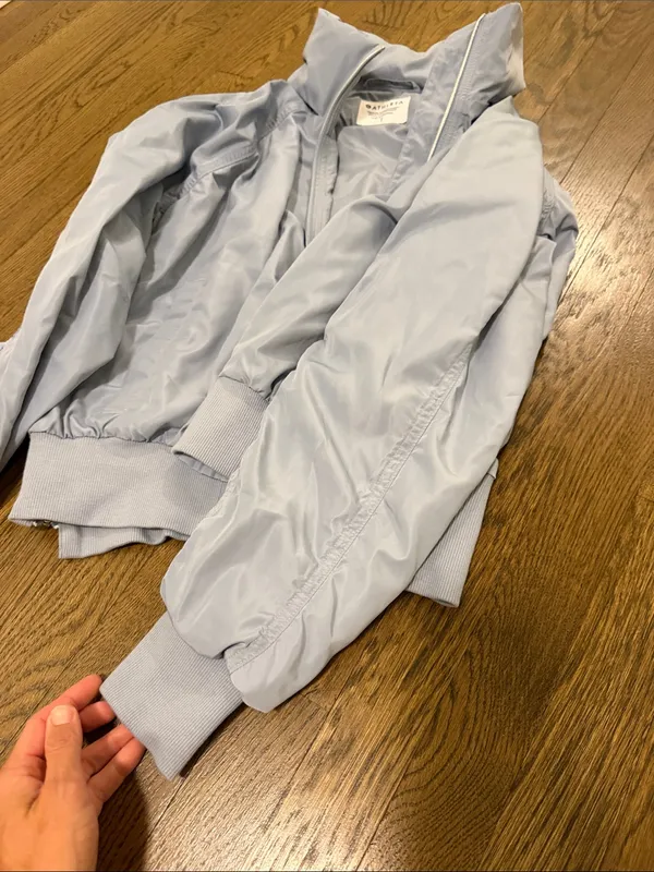 Athleta Jetsetter Bomber Jacket in Light Blue/Purple Size Small - C4-096 - Image 7