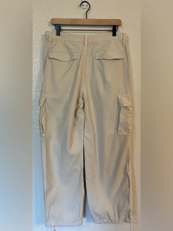 ARITZIA TNA Supply Cargo Pants in Gd Mullein - Image 4