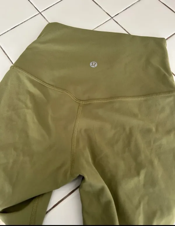 Lululemon 6” - Image 2