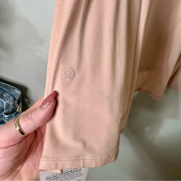 Lululemon Modal Relaxed Fit Long Sleeve Shirt Misty Shell Size 12 NWT - Image 7